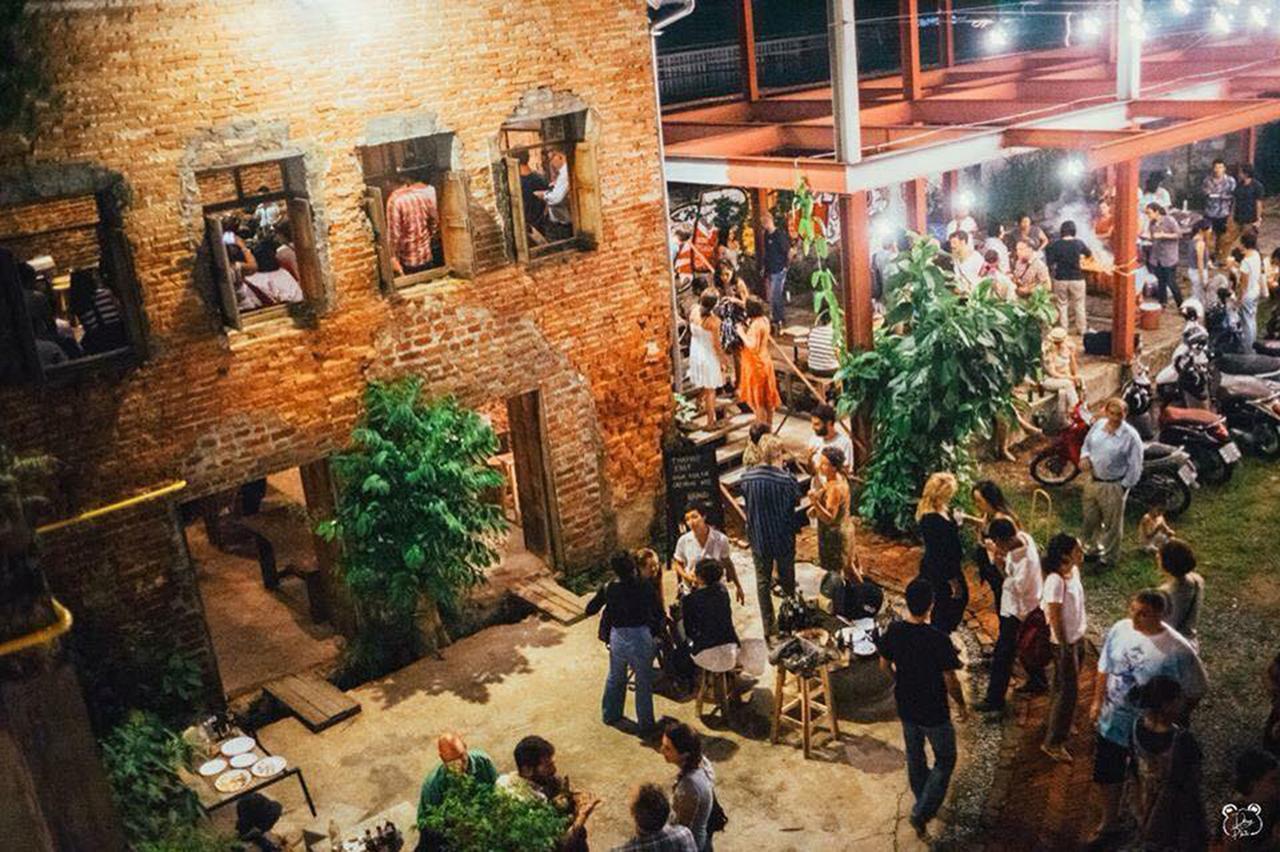 Trace Hotelistro Chiang Mai Bagian luar foto