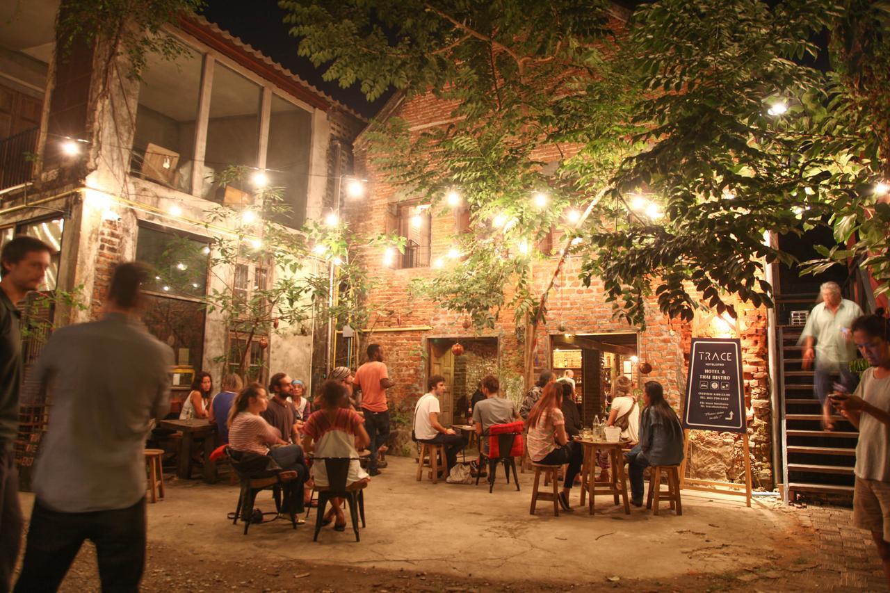 Trace Hotelistro Chiang Mai Bagian luar foto