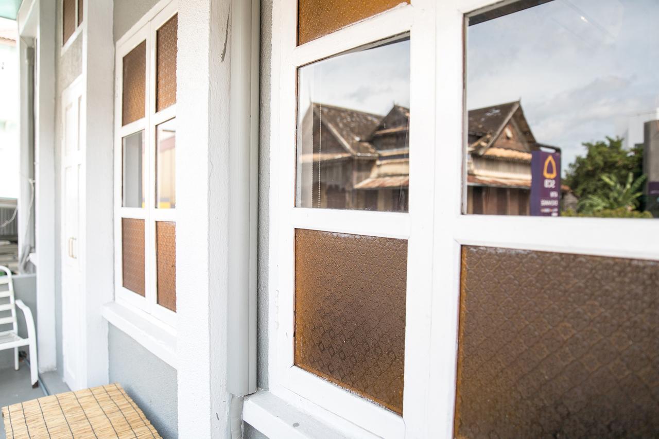 Trace Hotelistro Chiang Mai Bagian luar foto
